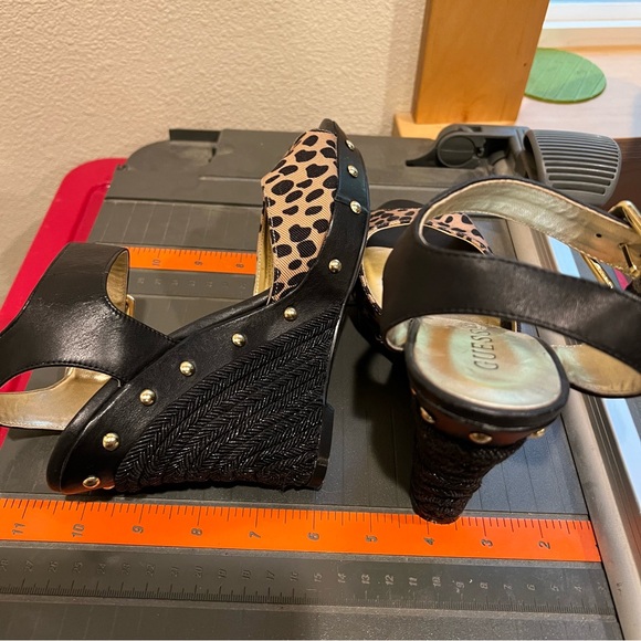 Guess Leopard Women’s Size 7 - Picture 7 of 14